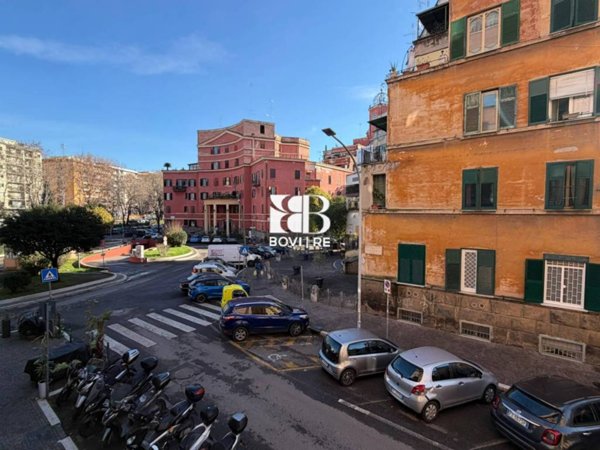 appartamento in vendita a Roma in zona Ostiense