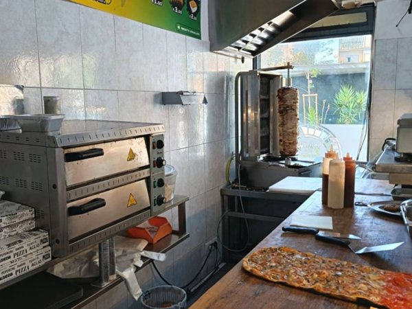 negozio in vendita a Roma in zona Trionfale