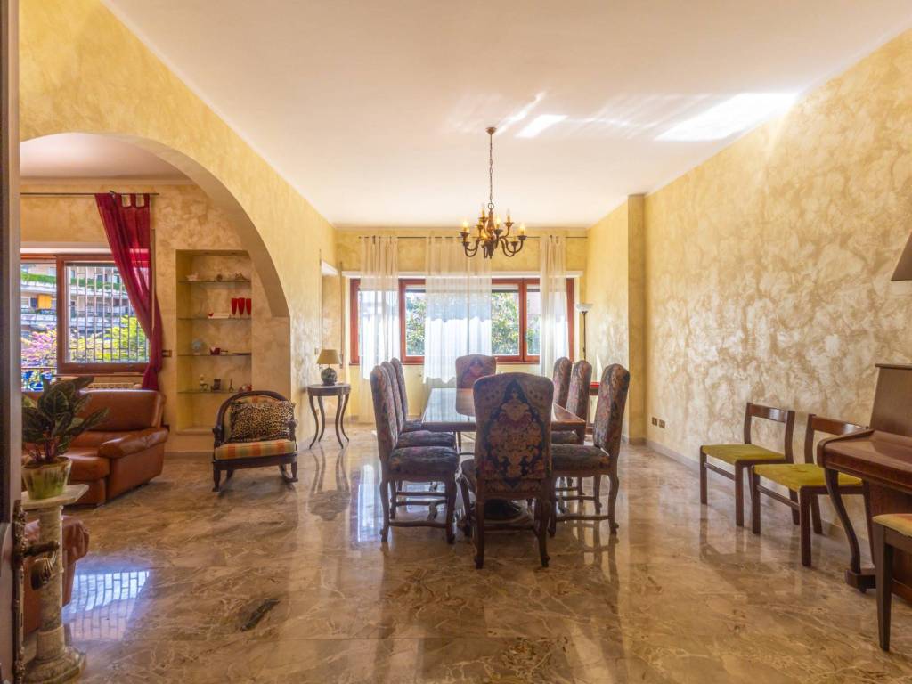 appartamento in vendita a Roma in zona Ostia