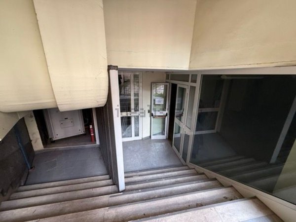 locale commerciale in vendita a Roma in zona Aurelio