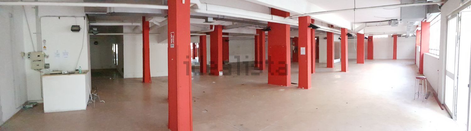 locale commerciale in vendita a Roma in zona Salario