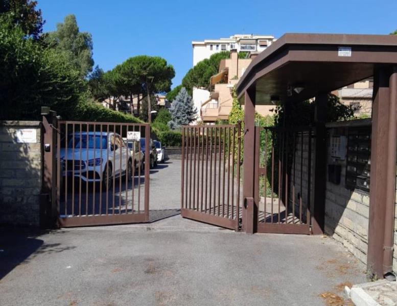 appartamento in vendita a Roma in zona Torre Gaia