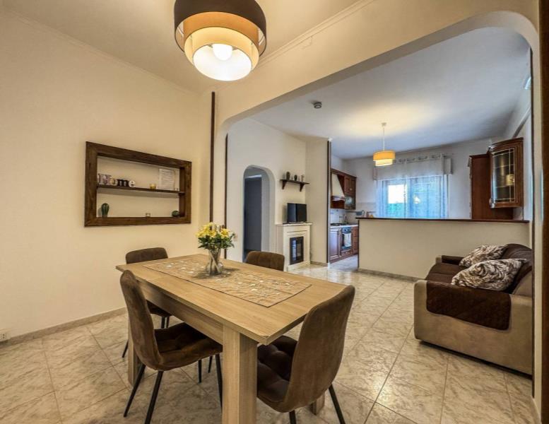 appartamento in vendita a Roma in zona Ostia