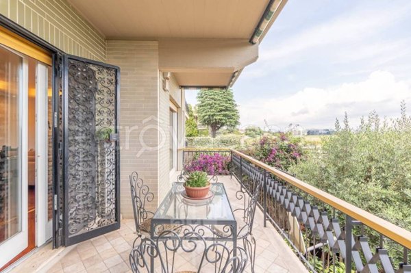 appartamento in vendita a Roma in zona Appio Claudio