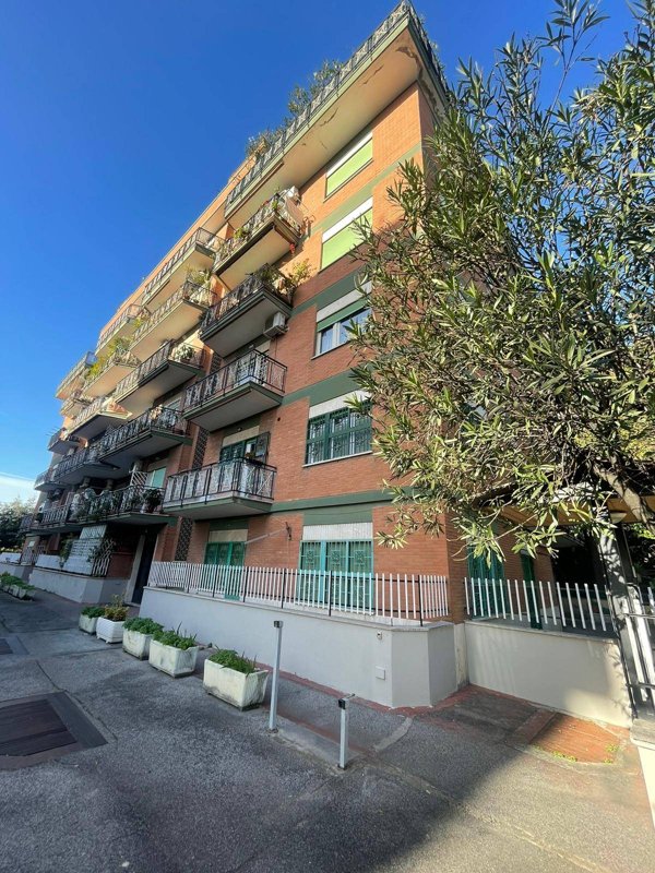 appartamento in vendita a Roma in zona Alessandrino