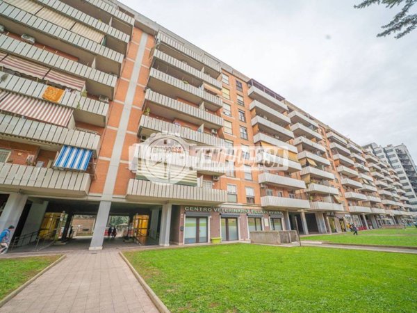 appartamento in vendita a Roma in zona Cinecittà
