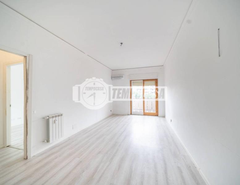 appartamento in vendita a Roma in zona Cinecittà