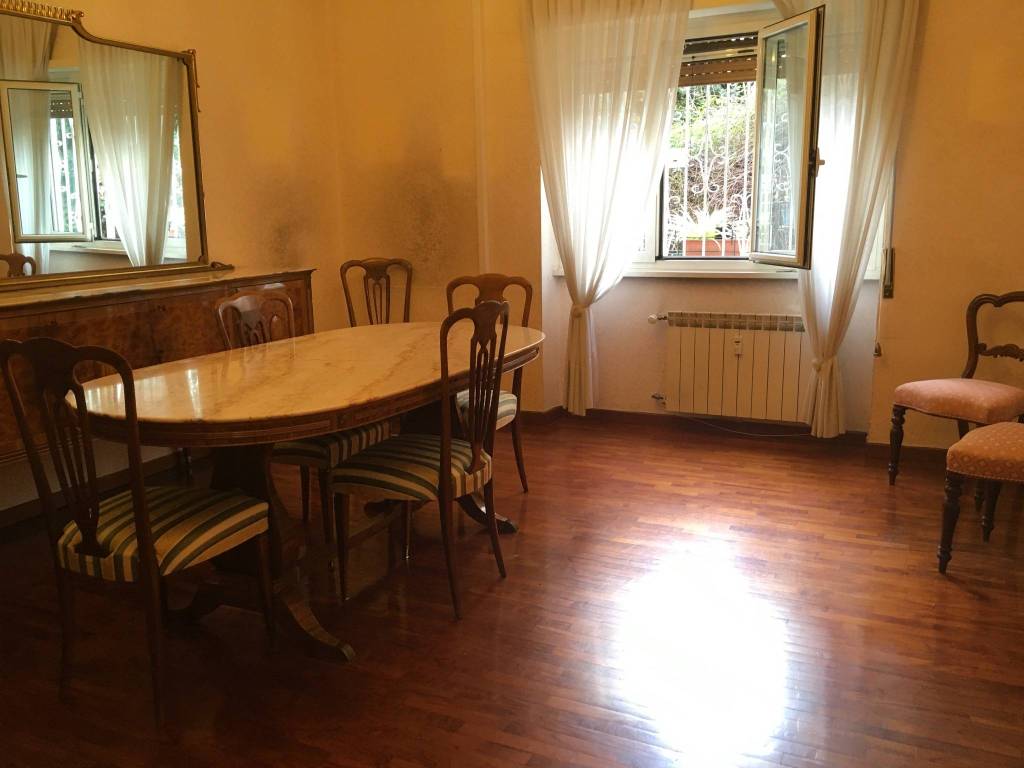 appartamento in vendita a Roma in zona Nomentano