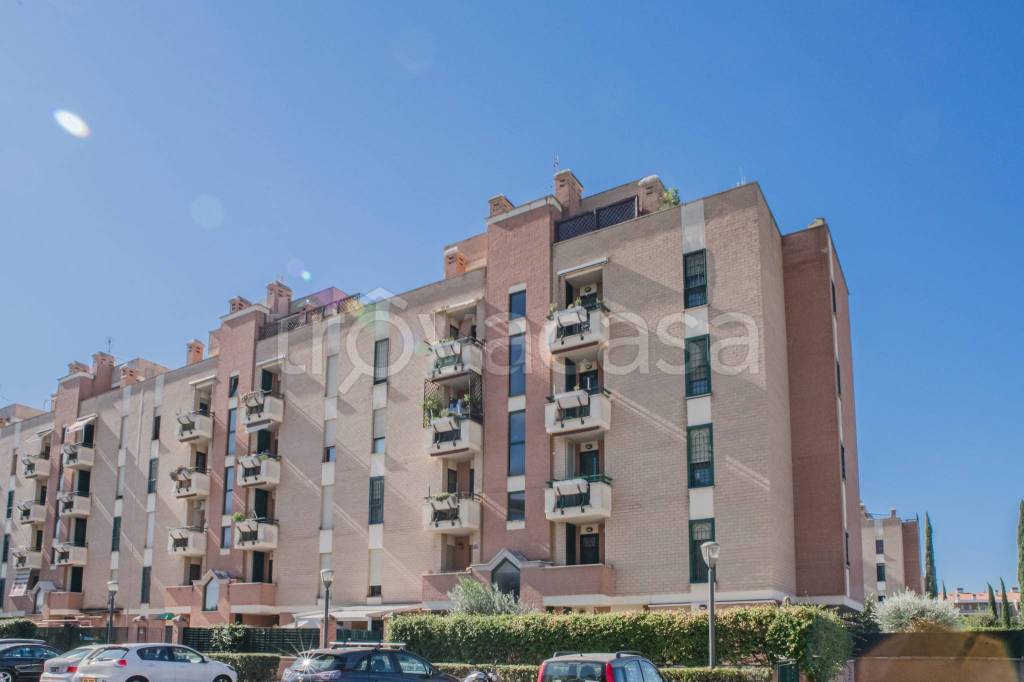 appartamento in vendita a Roma in zona Cinquina