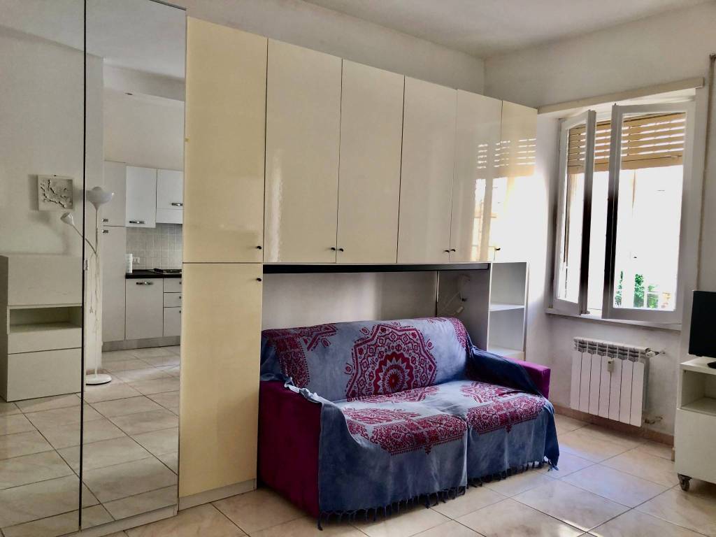 appartamento in vendita a Roma in zona Ostiense