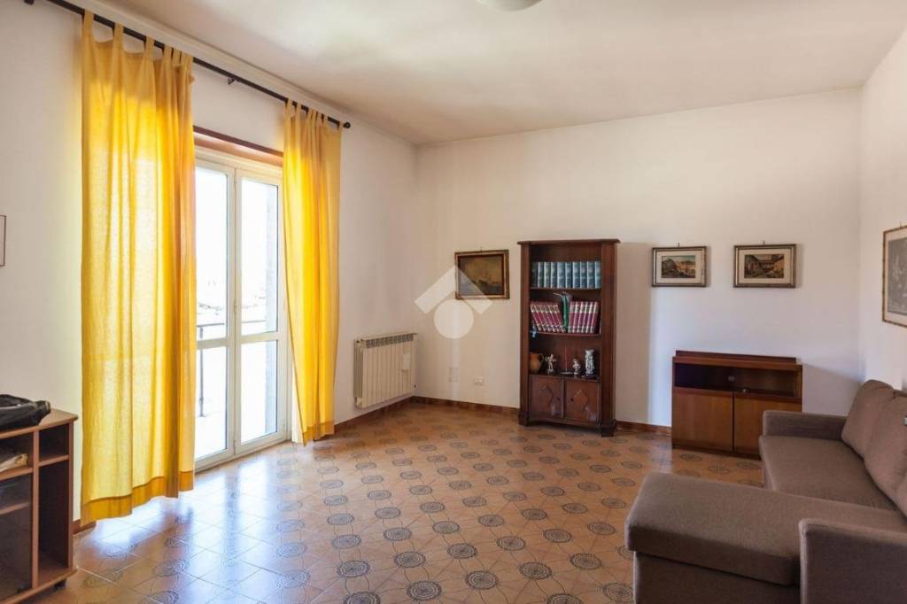 appartamento in vendita a Roma in zona Acilia
