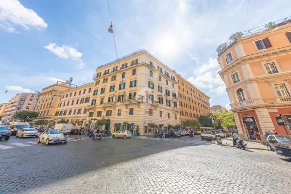 appartamento in vendita a Roma in zona Rione Prati