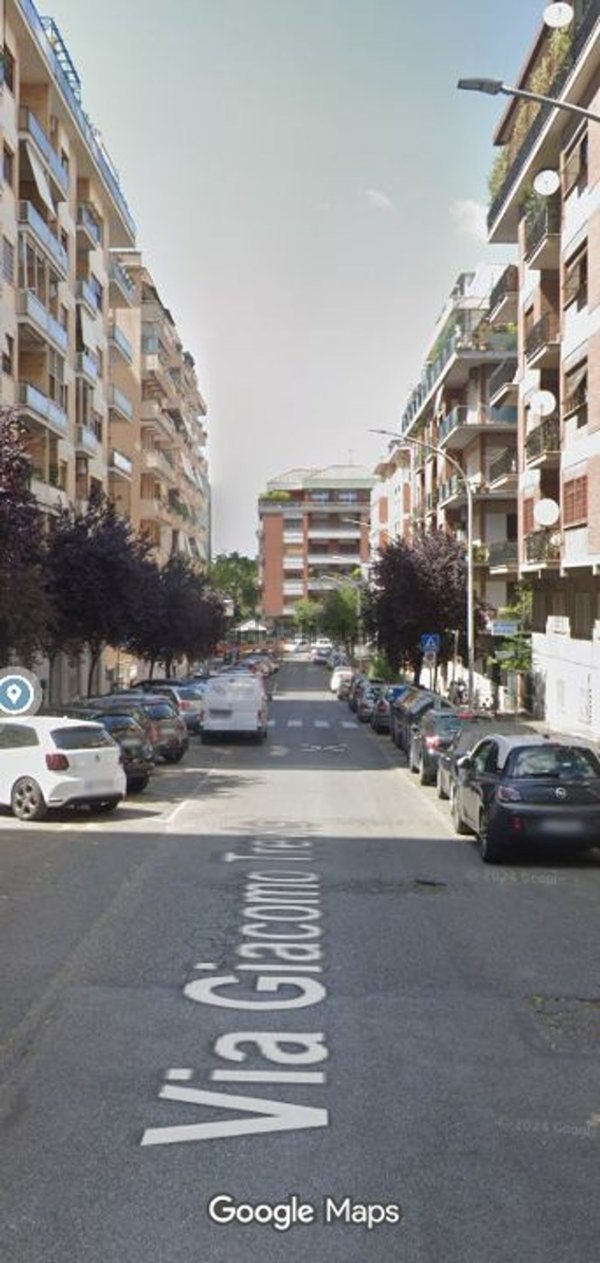 appartamento in vendita a Roma in zona Ardeatino