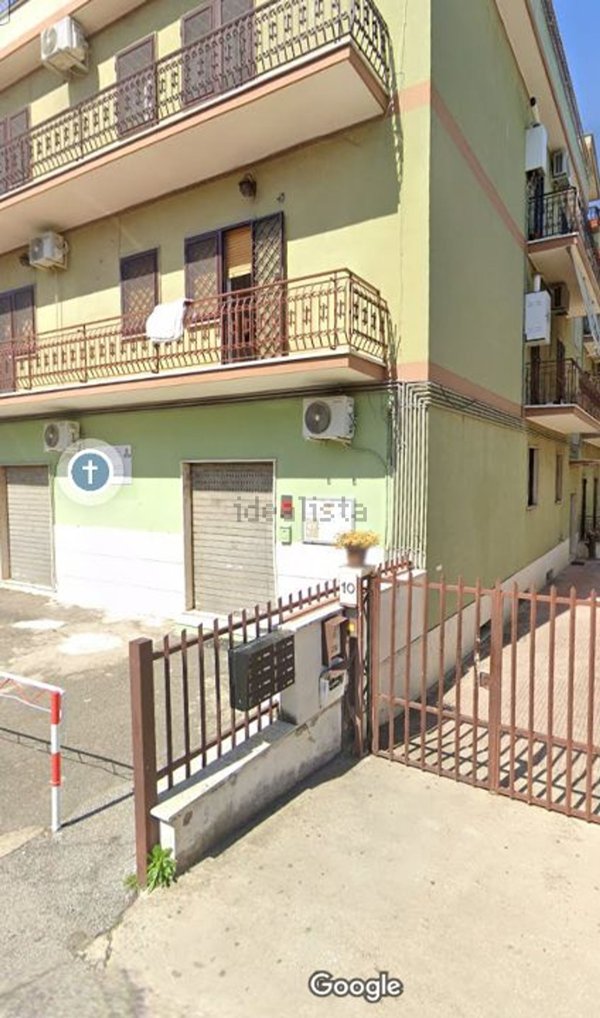 appartamento in vendita a Roma in zona Torre Angela