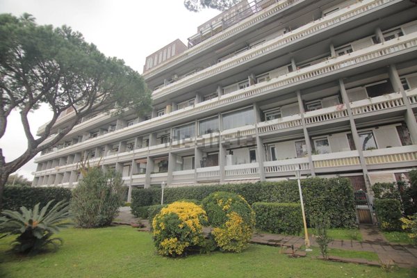 appartamento in vendita a Roma in zona Ostia