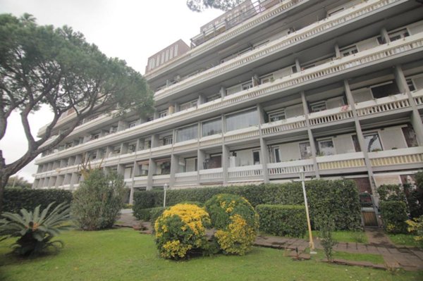 appartamento in vendita a Roma in zona Ostia