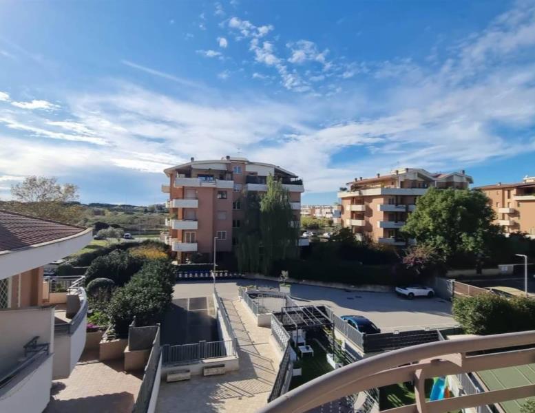 appartamento in vendita a Roma in zona Torrino