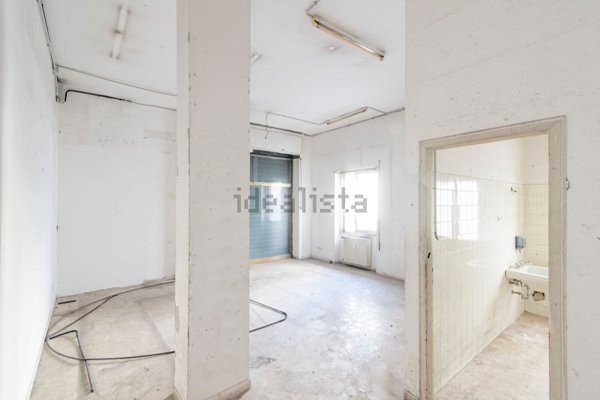 ufficio in vendita a Roma in zona Aurelio