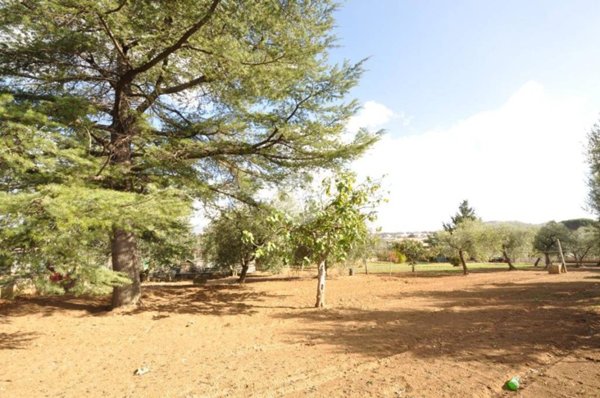 casa indipendente in vendita a Roma in zona Finocchio