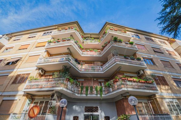 appartamento in vendita a Roma in zona Portuense