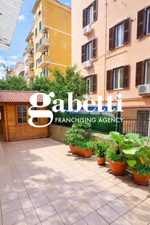 appartamento in vendita a Roma in zona Prenestino-Centocelle