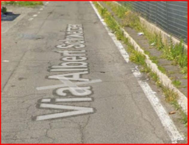 locale commerciale in vendita a Roma in zona Lunghezza