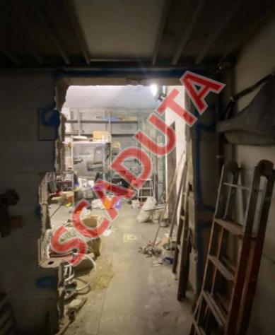 locale commerciale in vendita a Roma in zona Lunghezza