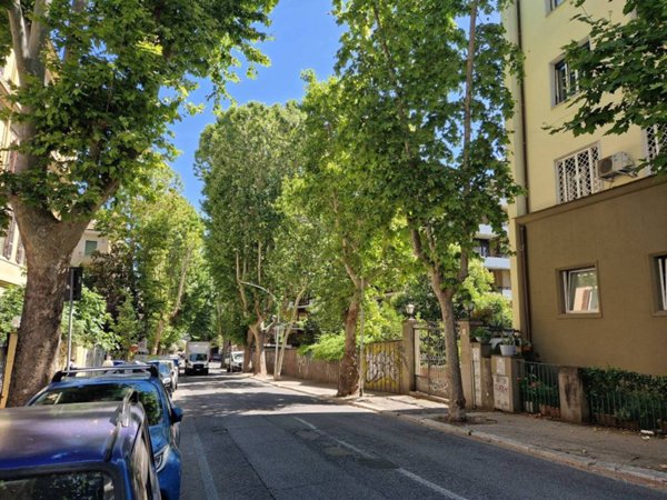 appartamento in vendita a Roma in zona Trastevere
