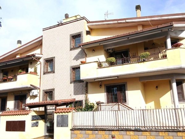 appartamento in vendita a Roma in zona Tor Vergata/Torrenova