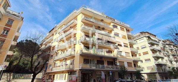 appartamento in vendita a Roma in zona Casal Palocco