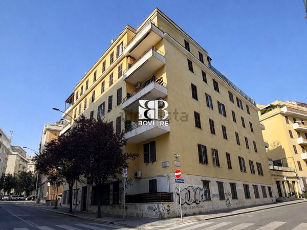 appartamento in vendita a Roma in zona Gianicolense