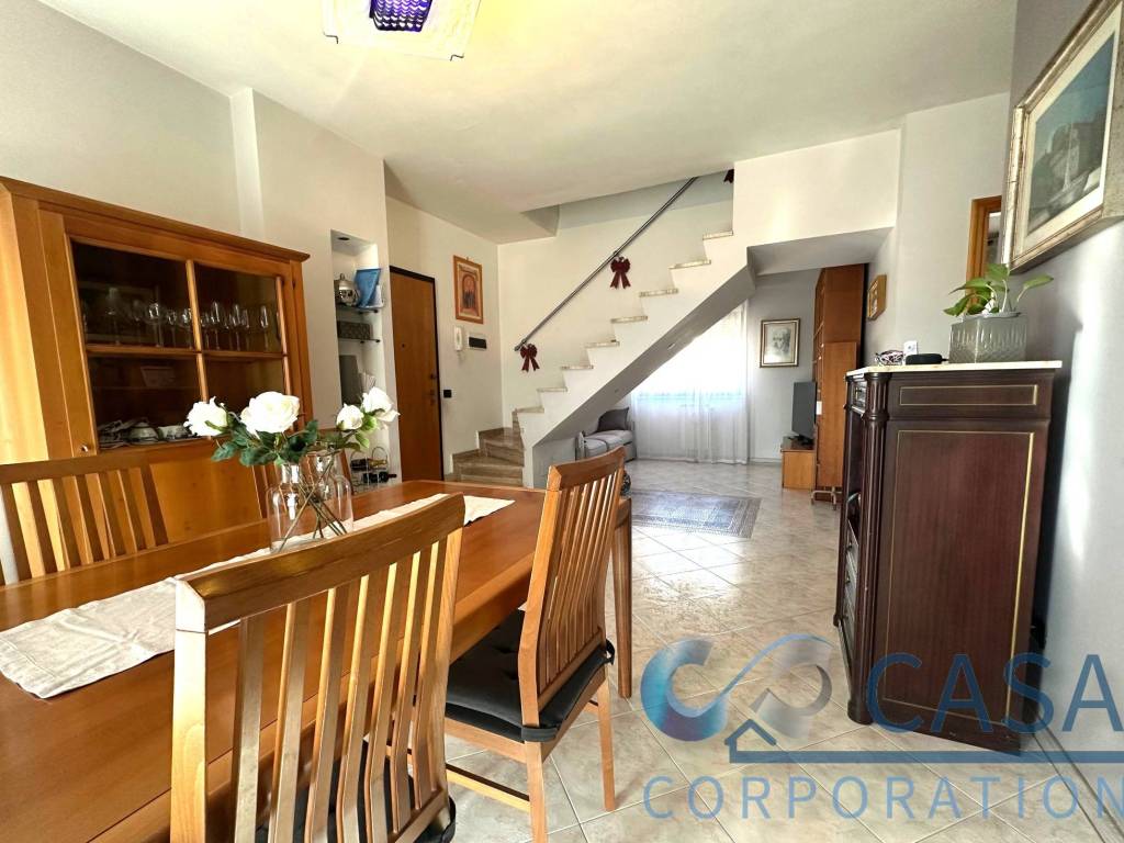 appartamento in vendita a Roma in zona Torre Maura