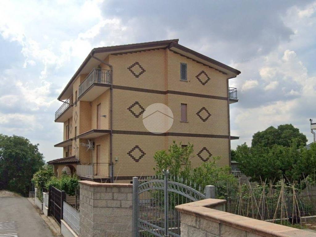 appartamento in vendita a Roma in zona Castelverde