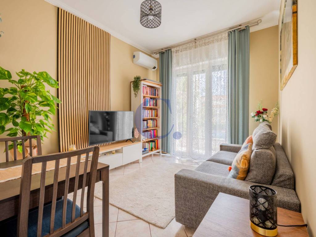 appartamento in vendita a Roma in zona Appio Latino