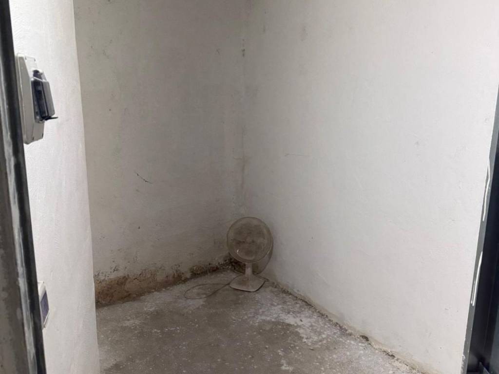 locale commerciale in vendita a Roma