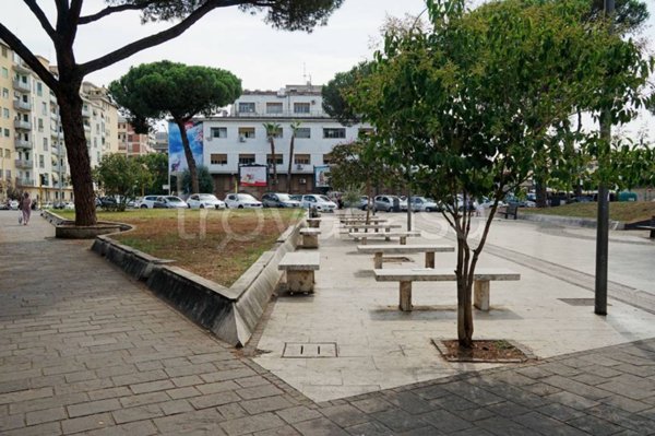 negozio in vendita a Roma in zona Ardeatino