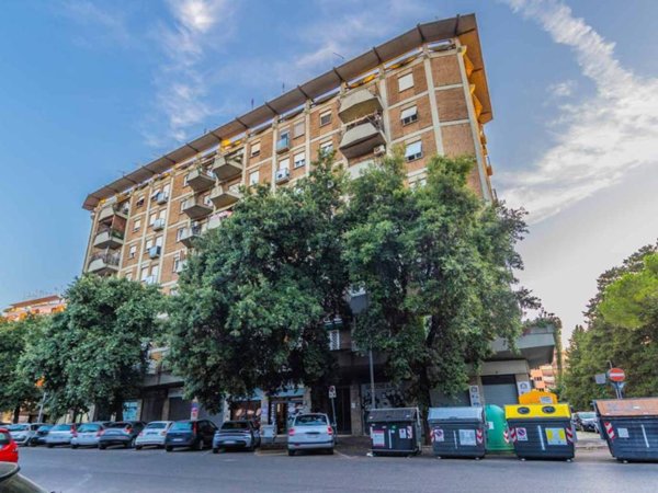 appartamento in vendita a Roma in zona Cinecittà