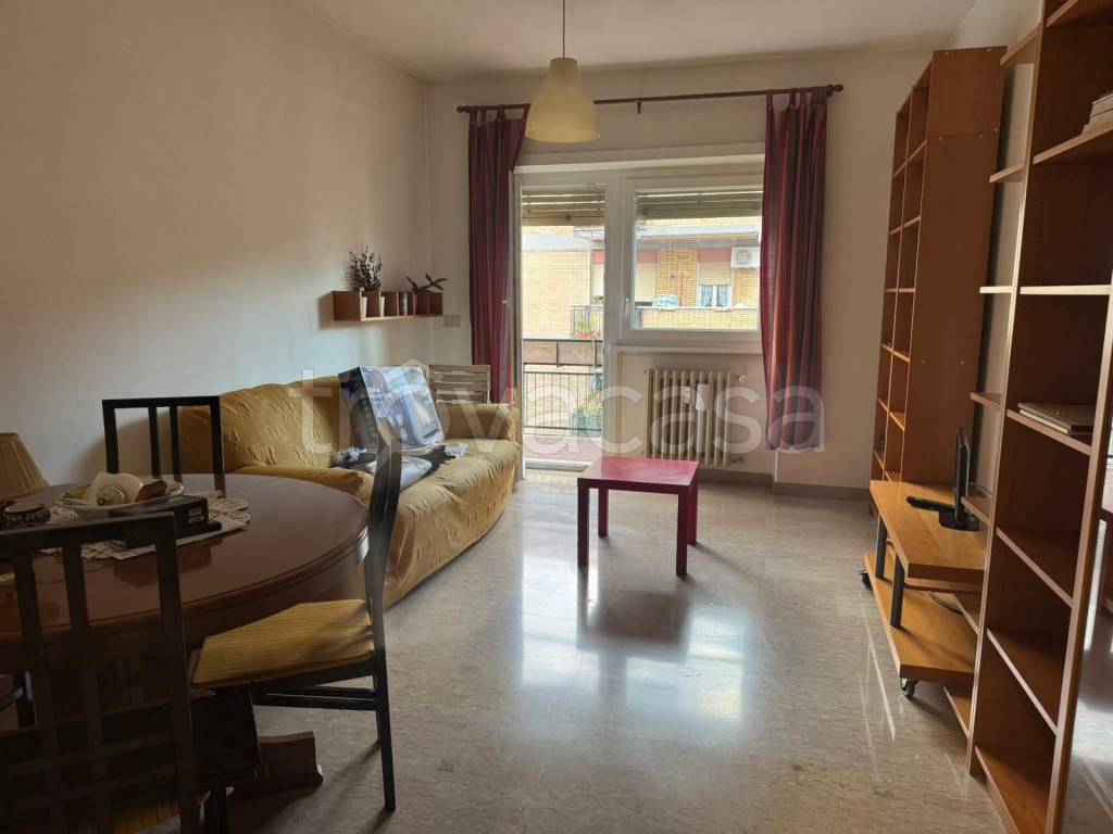 appartamento in vendita a Roma in zona Ponte Mammolo