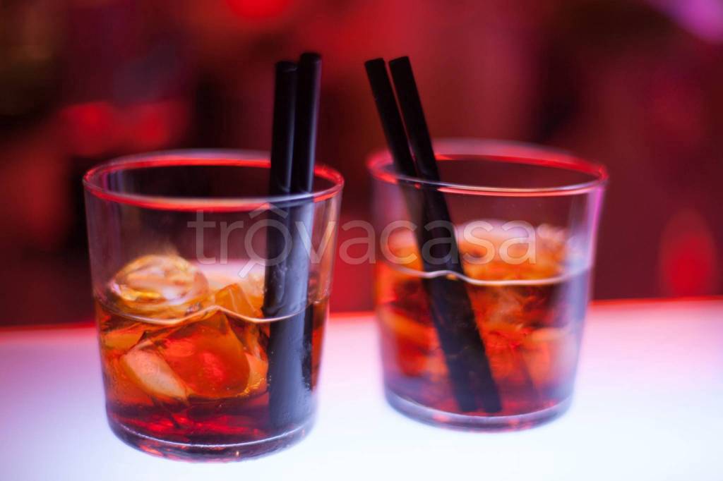 negozio in vendita a Roma in zona Tuscolano