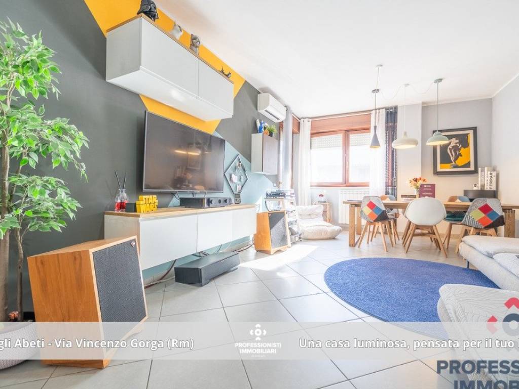 appartamento in vendita a Roma in zona Ponte di Nona