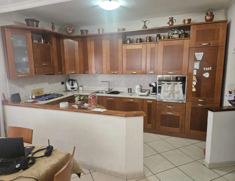 appartamento in vendita a Roma in zona Tor Bella Monaca