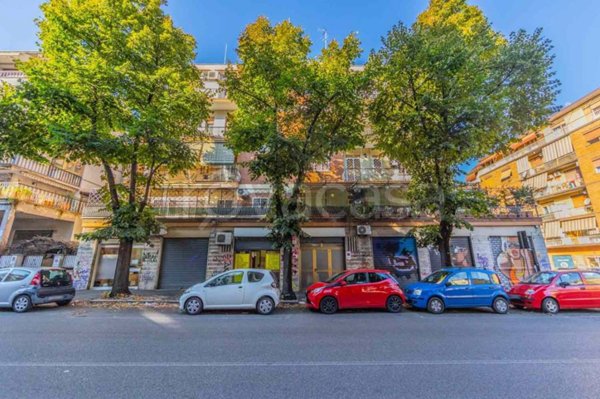 negozio in vendita a Roma in zona Prenestino-Centocelle
