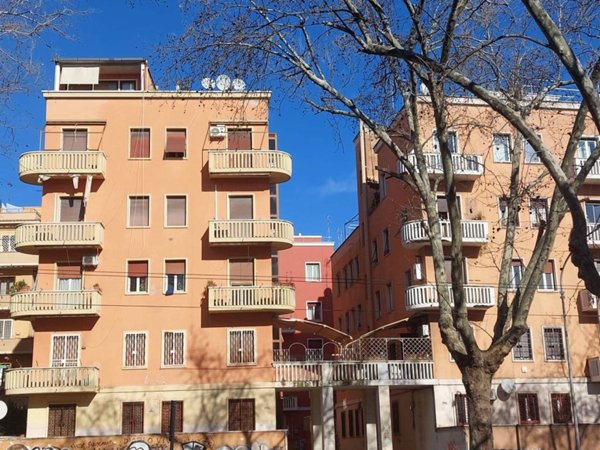 appartamento in vendita a Roma in zona Gianicolense