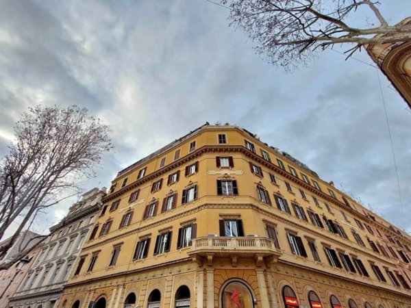 negozio in vendita a Roma in zona Rione Prati