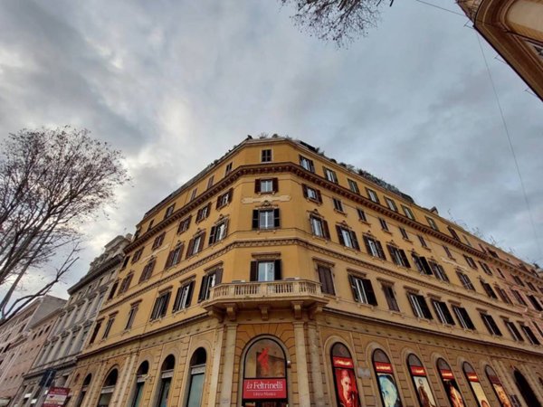 negozio in vendita a Roma in zona Rione Prati