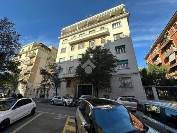appartamento in vendita a Roma in zona Rione Monti/Campitelli