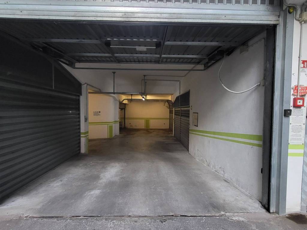 casa semindipendente in vendita a Roma in zona Ardeatino