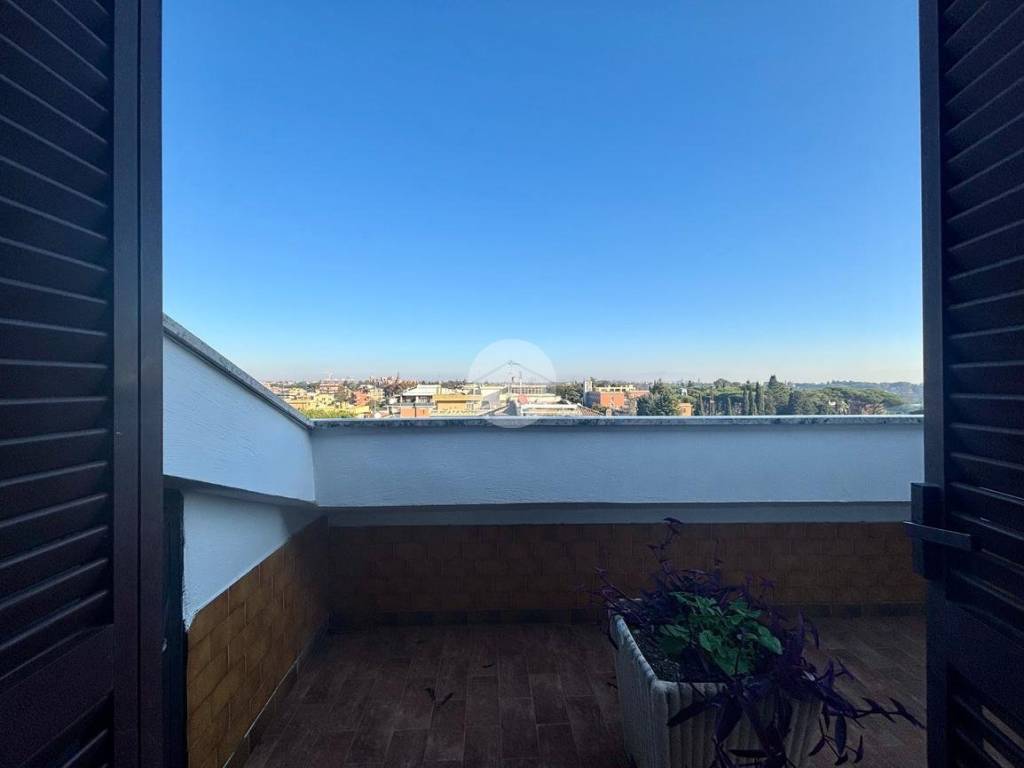 appartamento in vendita a Roma in zona Portuense