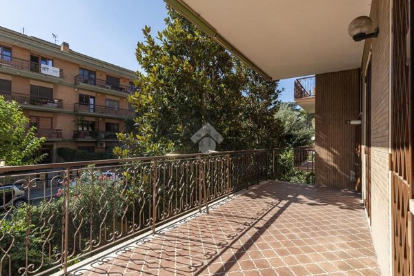 appartamento in vendita a Roma in zona Gianicolense