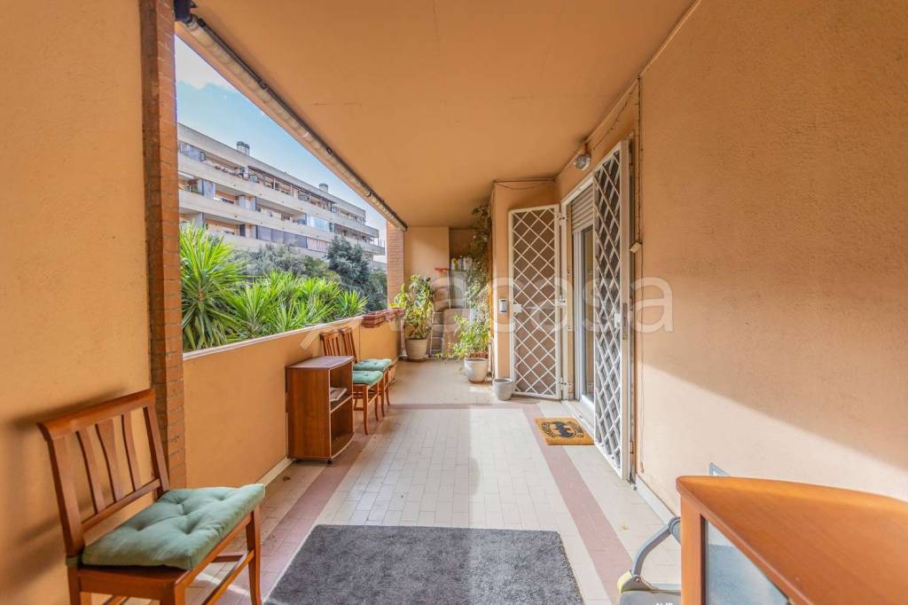 appartamento in vendita a Roma in zona Ponte di Nona